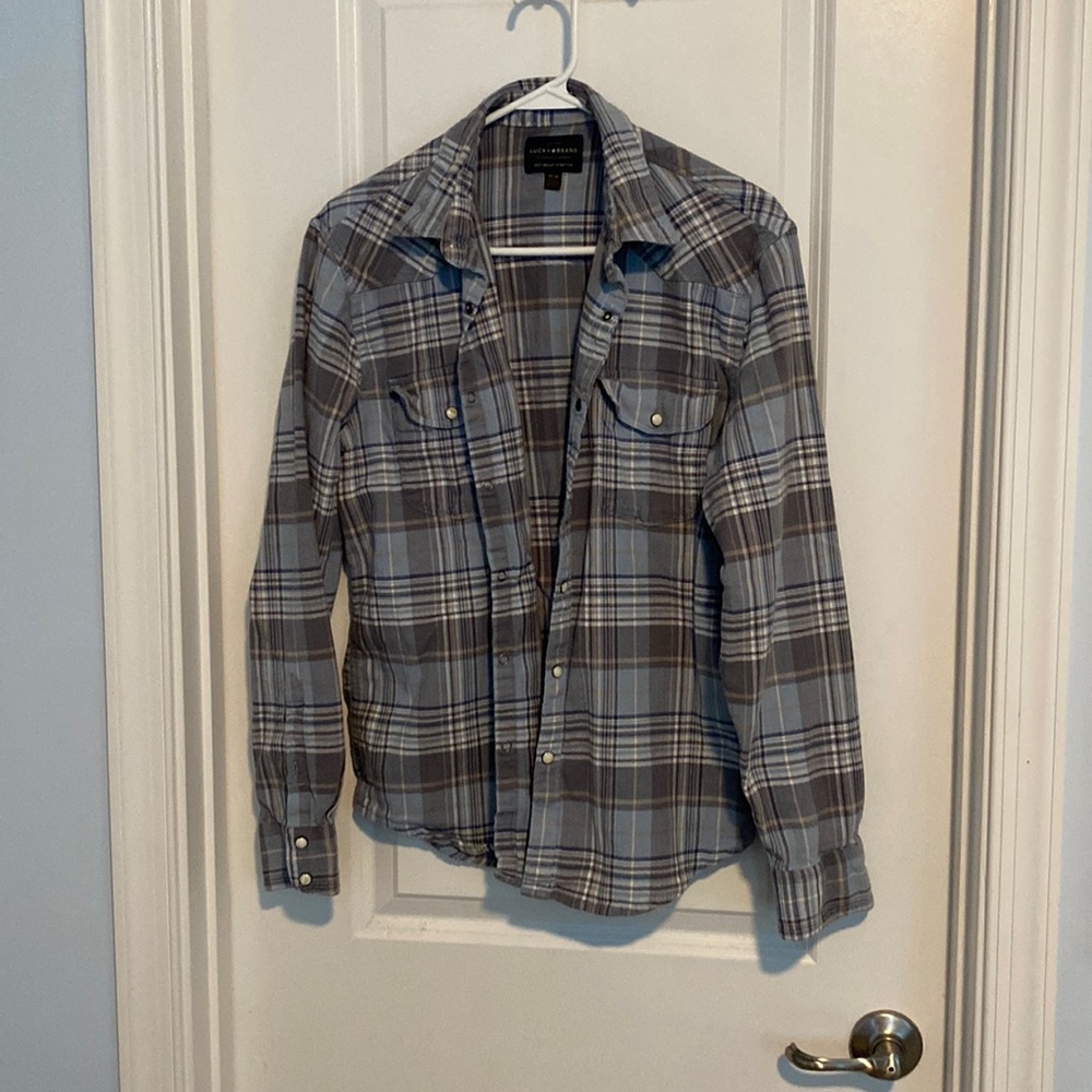 Lucky Brand shirt. Size M